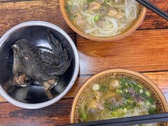 -正宗李家土鸡米线店