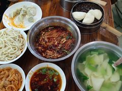 -王菊美食街·王菊面馆(总店)