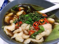 鲜椒水煮鱼-鹿港小镇(滨北店)