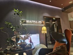 -花隐·美芙炫海菲秀皮肤管理中心