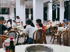 大堂-标记美食新鲜猪杂(兴南大道店)