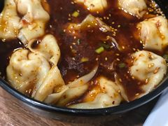 -继红顺河抄手名小吃