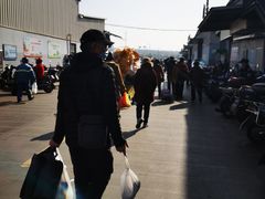 -七宝蔬菜农副产品综合交易市场-停车场