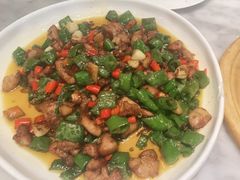 -雀蓝川菜(奥体广场店)