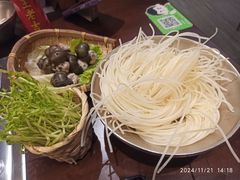 -小螺大作·螺蛳粉火锅(林和西店)
