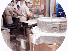 大堂-小满手工粉(上海月星环球港店)