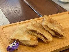 牛肉焦饼-渔语鱼新川菜Bistro(万象天地店)
