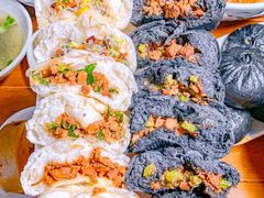 -李与白包子铺(桐梓林店)