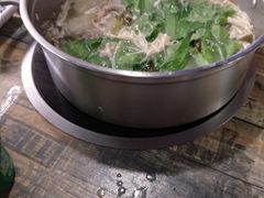 油麦菜-新记印象酸菜鱼馆(天阳亲子广场店)