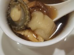 鲍鱼鱼翅花胶汤-白天鹅宾馆·流浮阁咖啡厅