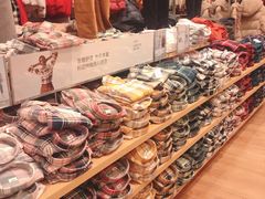 -优衣库(上海虹口龙之梦店)