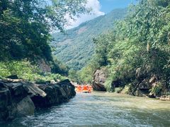 -雅鲁激流探险漂流