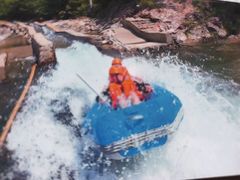 -安吉龙王山峡谷漂流