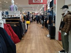 -优衣库(南宁安吉万达广场店)