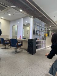 -PE SALON