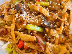 -英兰朝族饭店·英兰锅包肉(佳园路店)