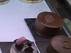 -巴黎贝甜(大宁国际商业广场店)
