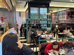 -肥汁米蘭香港米线(长宁来福士店)