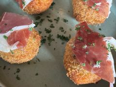 -Laures·月桂西班牙碳烤餐厅(十尚坊店)