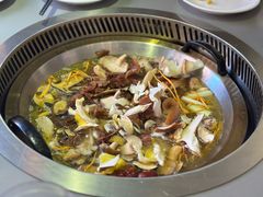 -野菌园·野生菌火锅首创第一家(关兴路总店)