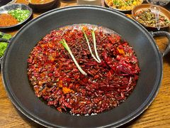 -萍姐火锅·公路夜市(武汉首店)