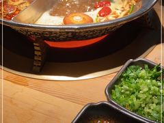 -湊湊火锅·茶憩(杭州湖滨银泰in77店)