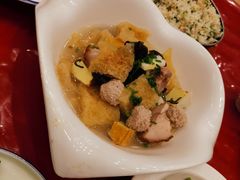 三鲜肉皮汤-侬佳蒸菜馆(听潮店)