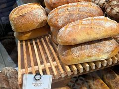 -CARINO BAKERY&CAFE(人广来福士店)