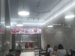 -花溪王记牛肉粉(四季花溪商场店)