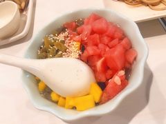 水果冰粉-咬不得高祖生煎·简餐(高银街店)