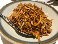 -楚山晓·湖北菜(武汉光谷K11店)