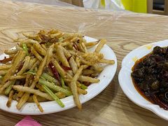 -江城燕子大排档(江汉路步行街店)