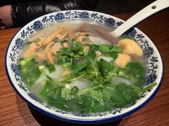 小潘特色鸭血粉丝汤-小潘记鸭血粉丝汤