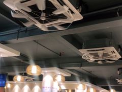 -胡须佬鸡煲四季火锅店(石厦西村直营店)
