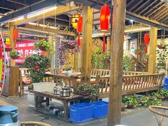 -有一锅·野生菌黑山羊腊排骨火锅(古城北门店)