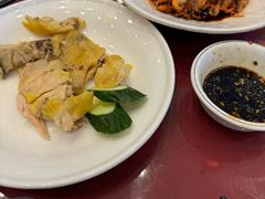 -侬佳蒸菜馆(听潮店)