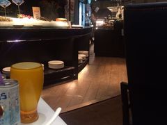 -云顶旋转自助景观餐厅
