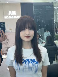 -MOVAN  HAIR莫凡匠人发型屋
