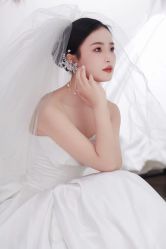 -Lady  Jane高端婚纱礼服馆