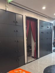 -TOP HAIR SALON