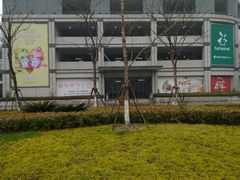 -百联南方购物中心·停车场