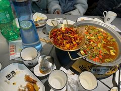 -炭亲干锅·虾蟹蛙(奥体天虹店)