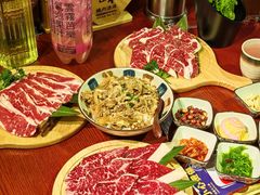 -喜牛烧肉酒场·黑金店(威高广场店)