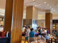-亚龙湾希尔顿自助餐厅·海鲜·烧烤·沙滩BBQ·现场乐队