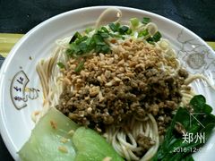 -蓉李记成都名小吃(二七万达店)