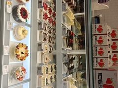 -85度C(生甜甜圈研究工坊·上海松江人民北路店)
