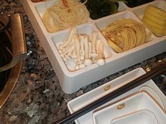 -一席地·本地鸡窝·杭帮鸡火锅(萧山银隆百货店)