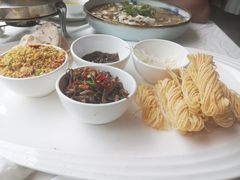 -梅花香里大酒店(郁金香路店)