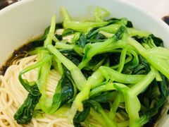 -月亮房·白斩鸡(娄山关路店)