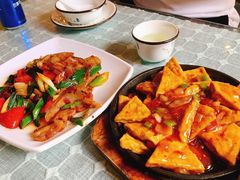 -小厨子私房菜·云南美食店